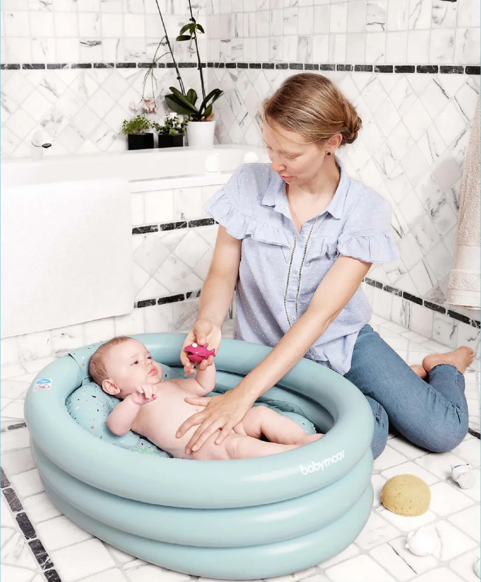 Babymoov 2-in-1 Inflatable Bath Tub & Paddling Pool - Blue