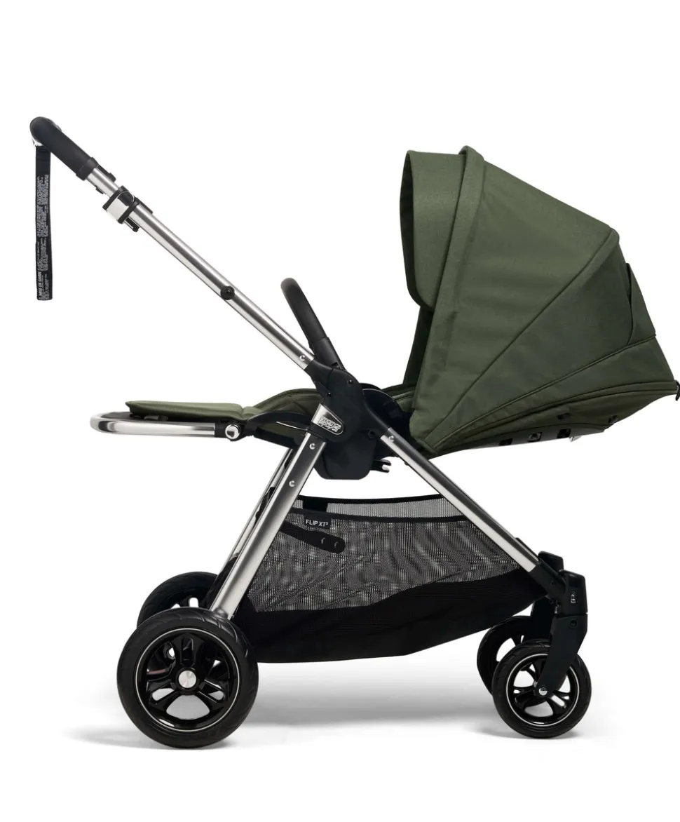 Flip XT³ Pushchair Complete Bundle with Cybex Aton B2 i-Size Car Seat & Base (7 Pieces) - Juniper