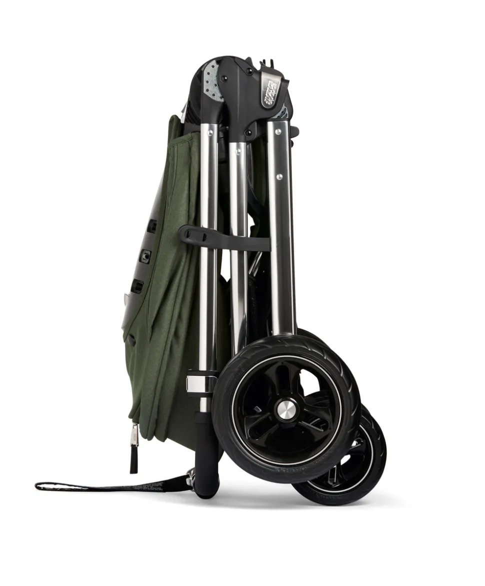 Flip XT³ Pushchair Complete Bundle with Cybex Aton B2 i-Size Car Seat & Base (7 Pieces) - Juniper