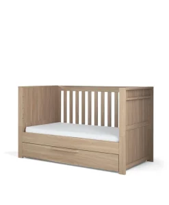 Franklin 2 Piece Cotbed Set with Dresser Changer - Oak