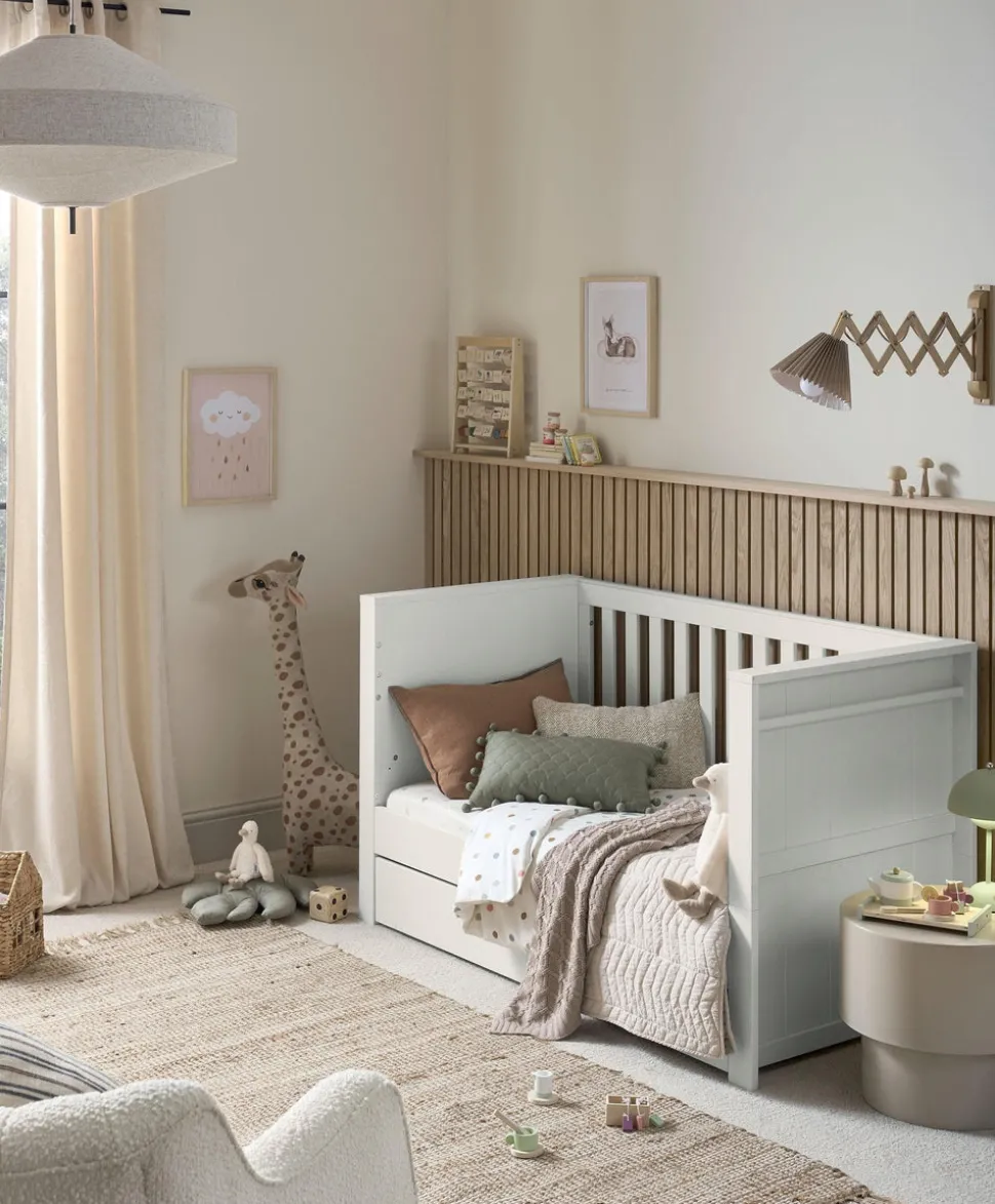 Franklin Cotbed & Premium Pocket Spring Mattress Bundle - White Wash