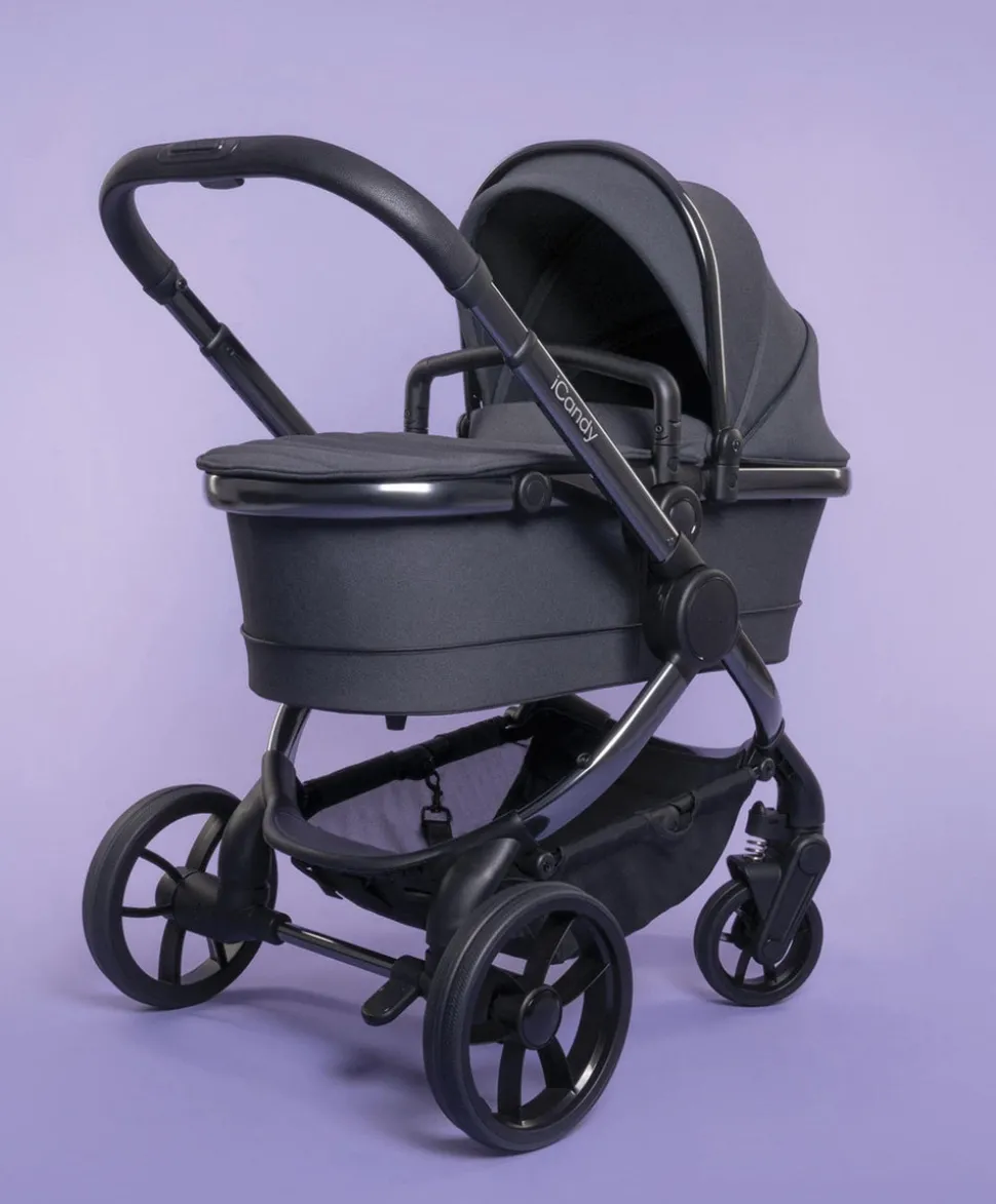 iCandy Peach 7 Complete Pushchair Bundle with Cocoon Car Seat - Black