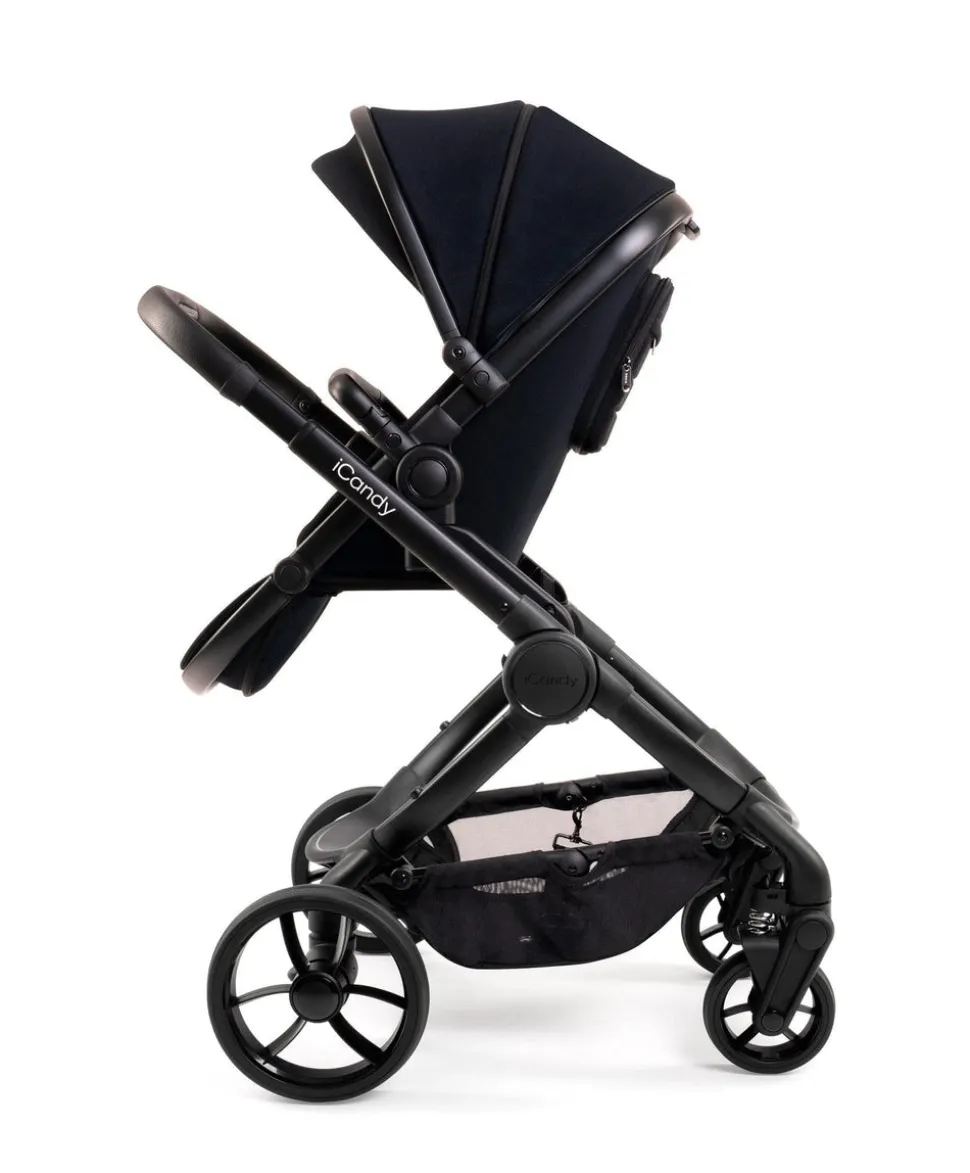 iCandy Peach 7 Complete Pushchair Bundle with Cocoon Car Seat - Black