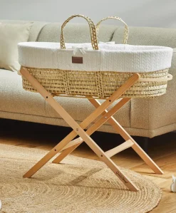 Little Green Sheep Knitted Moses Basket - White