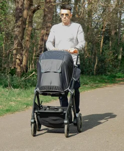 LittleLife Buggy Blackout Pack 2 Sun Screen
