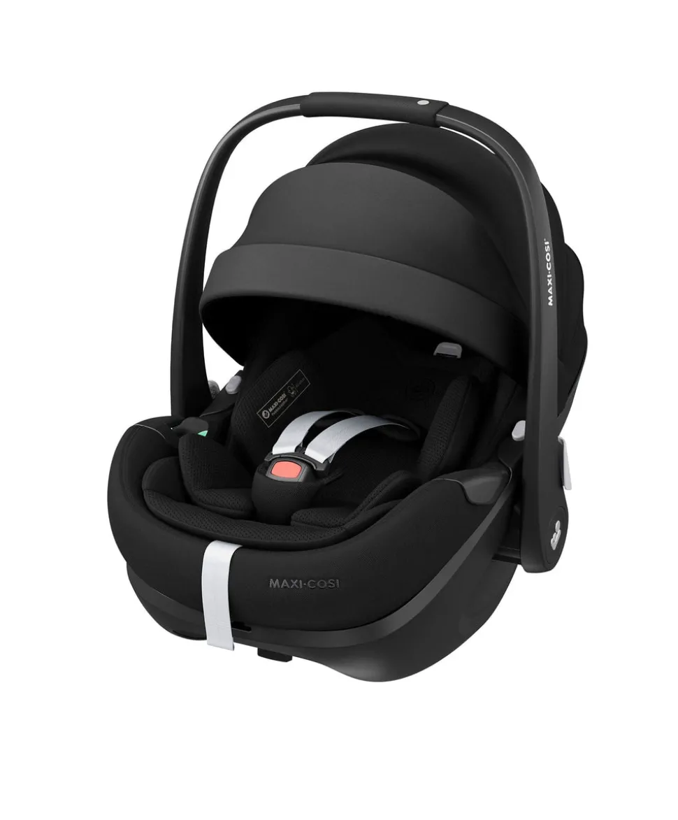 Maxi Cosi Fame Premium Pushchair Bundle with Pebble 360 Pro 2 Car Seat & Base – Black with Black Wheels