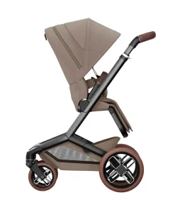 Maxi-Cosi Fame Pushchair – Twillic Truffle with Brown Wheels