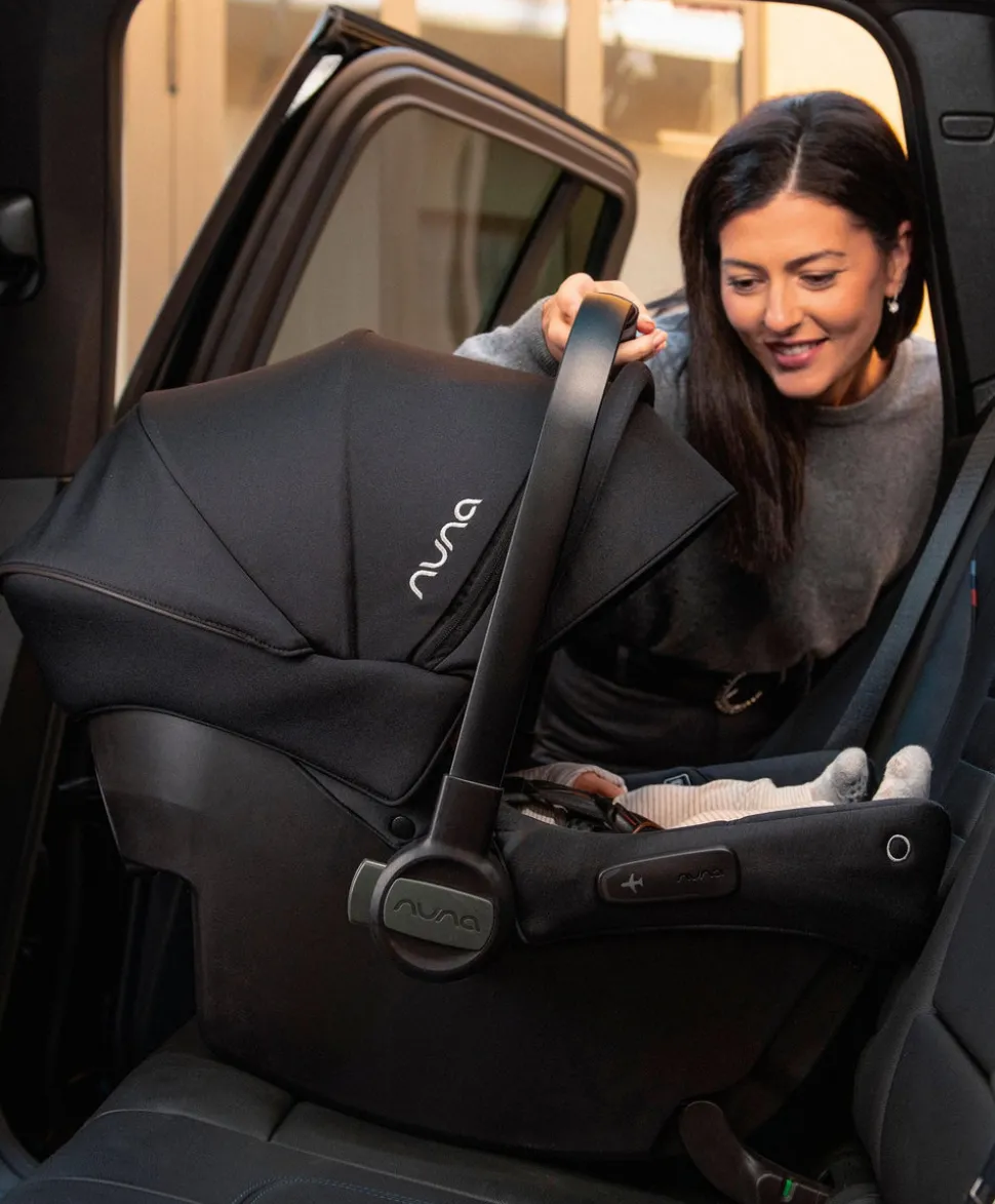 Nuna MIXX Next Urbn Bundle with PIPA Urbn Car Seat - Biscotti