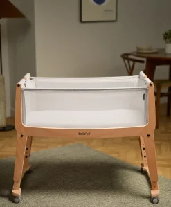 Snuzpod Studio Bedside Crib - Stockholm