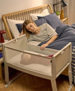 SnuzPod Studio Bedside Crib - Oslo