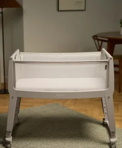 SnuzPod Studio Bedside Crib - Oslo