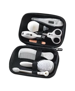 Tommee Tippee Closer to Nature Healthcare and Grooming Kit