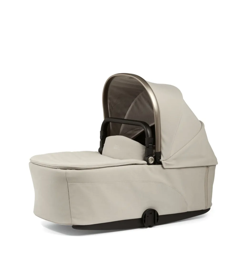 Vardo Pushchair Bundle with Cybex Cloud T Car Seat (9 Pieces) - Shell/Cosy Beige